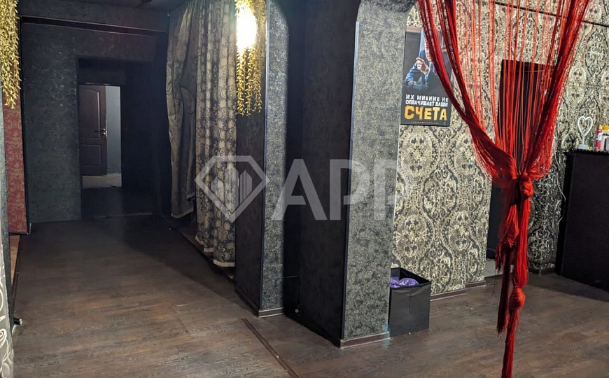 Сдам помещение свободного назначения, 244 м² фото