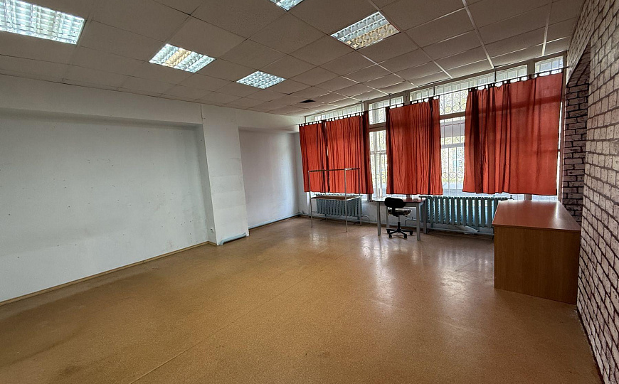 Сдам торговое помещение, 38,4 м² фото