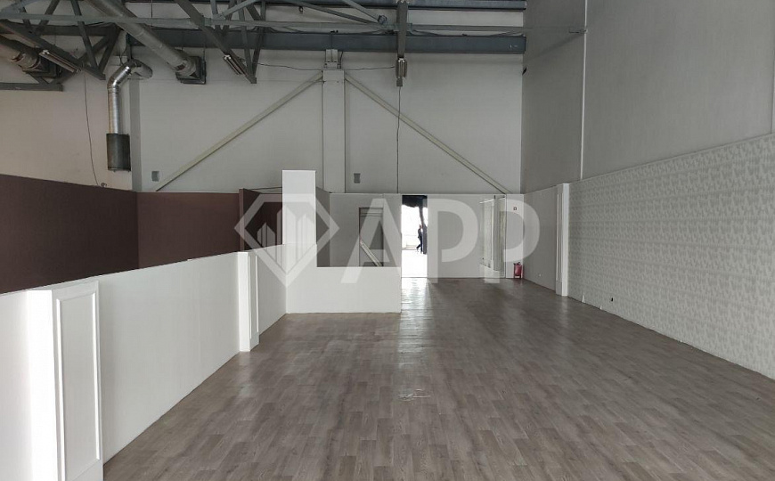 Бизнес-центр/офисный центр, 700 м² фото