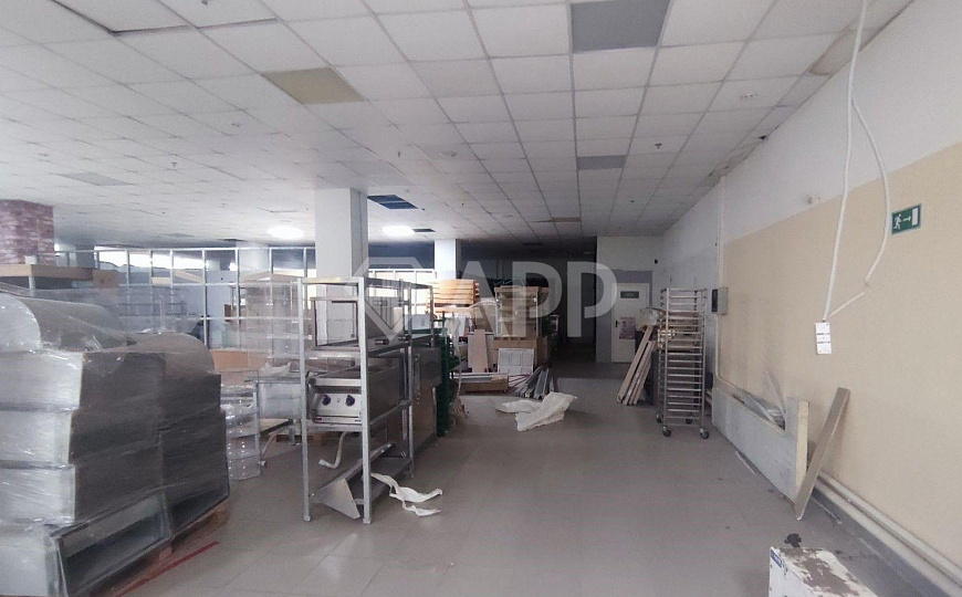 Бизнес-центр/офисный центр, 700 м² фото