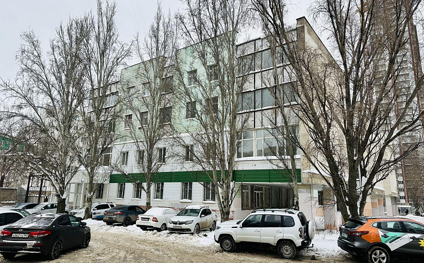 Продажа здания 5164.9 м2 с земельным участком 2328 м2  на 1 линии ул.Антонова-Овсеенко фото