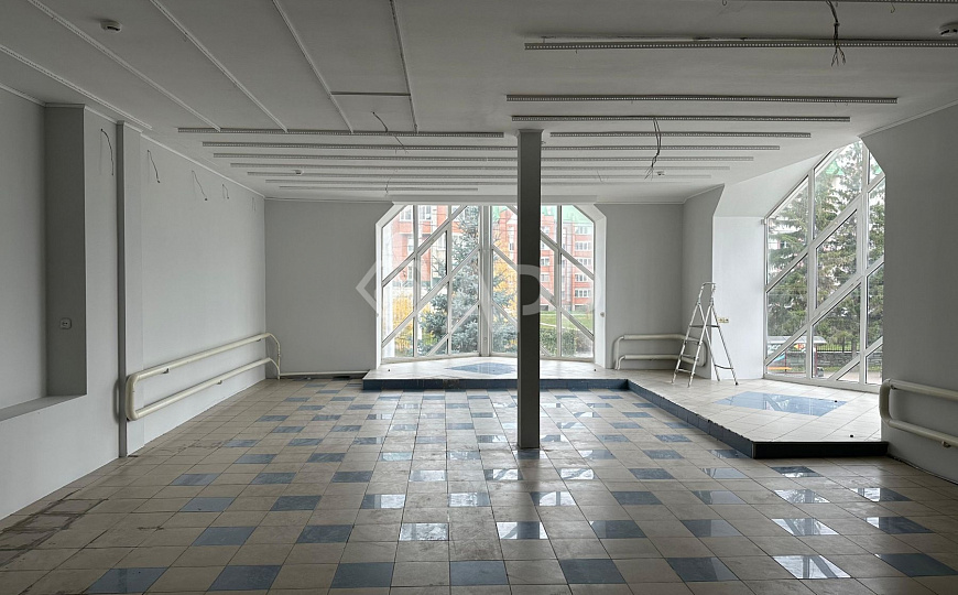 Помещение свободного назначения  фото