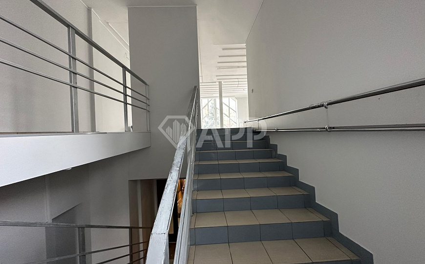 Помещение свободного назначения  фото