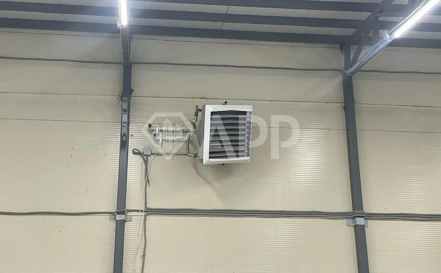 Тёплый склад вблизи города у трассы М-7. фото