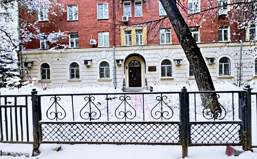 Офисное помещение 290 м2 с парковкой  фото