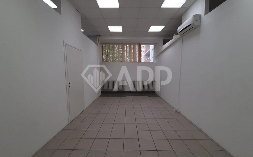 Сдам торговое помещение фото