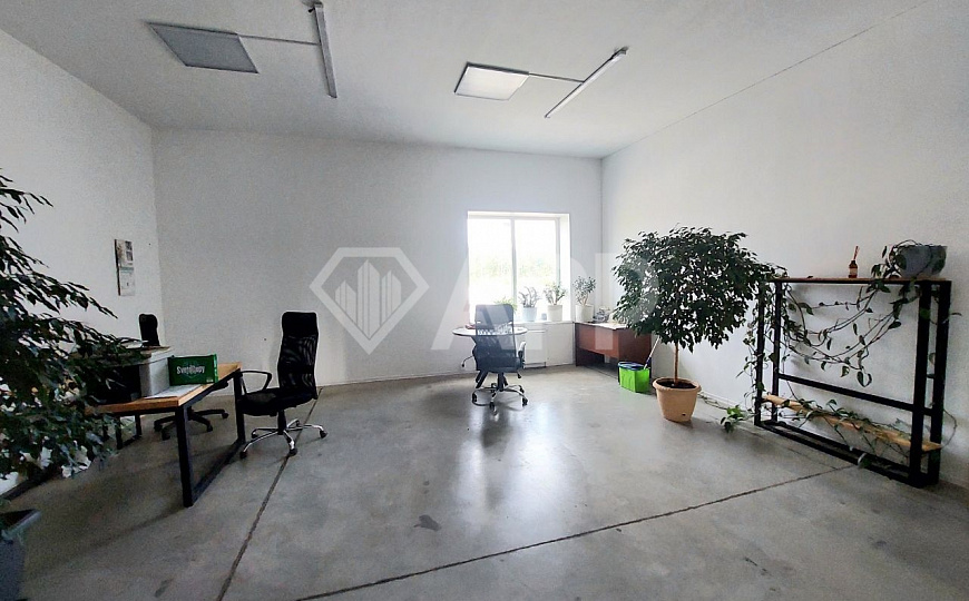 Помещение свободного назначения фото