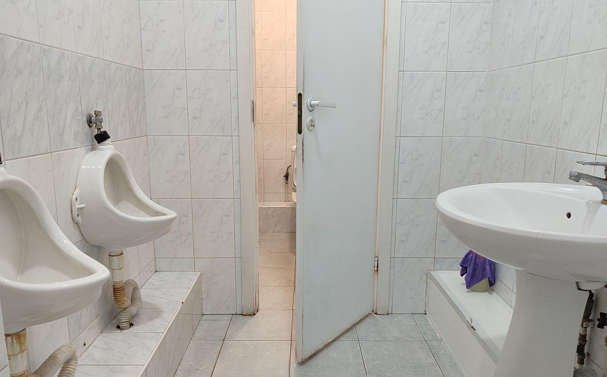 Отдельно стоящее здание, 1 782 м² фото