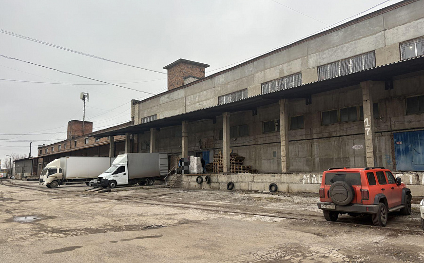 Теплый склад 526 м с пандусом фото