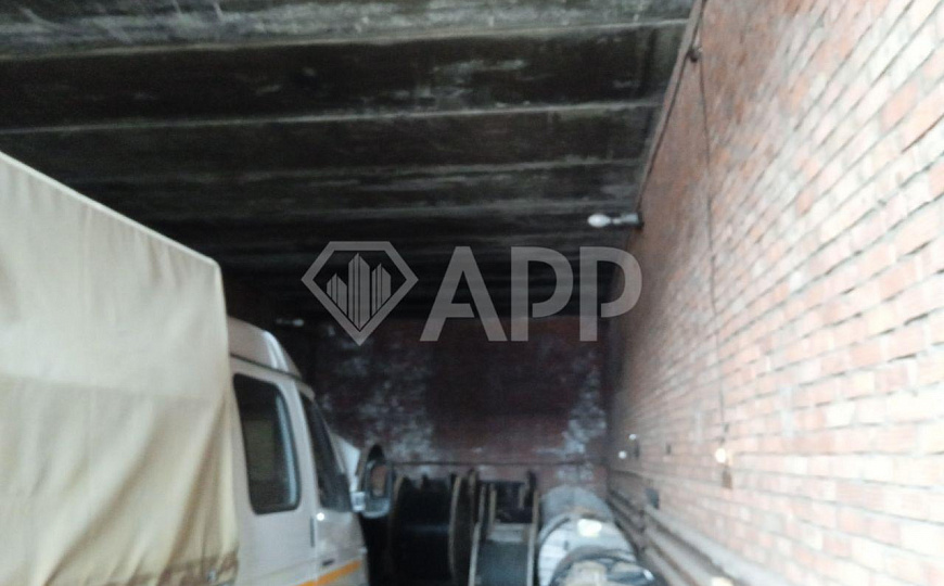 Бокс с воротами 4м фото