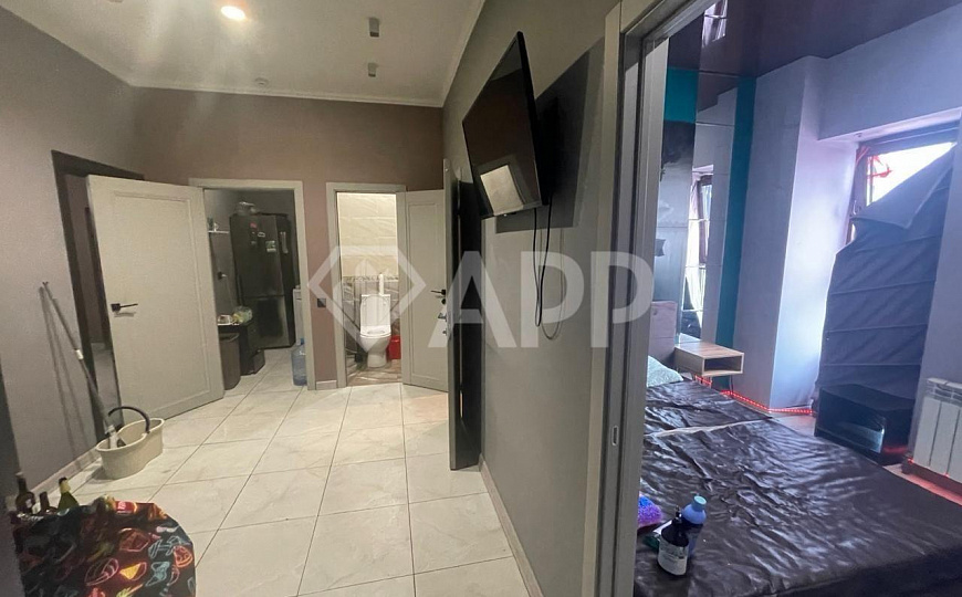 Помещение в центре с панорамнами окнами. фото