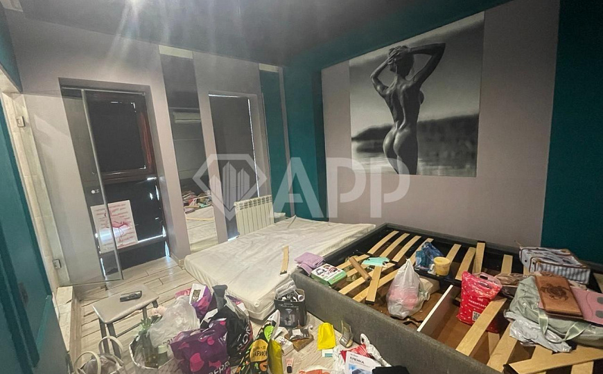 Помещение в центре с панорамнами окнами. фото