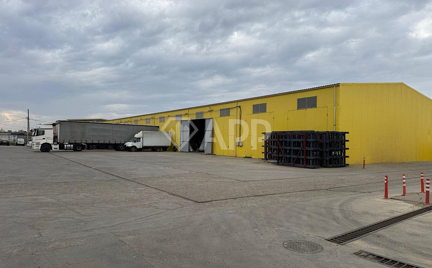 Сдам складское помещение, 2 000 м² фото