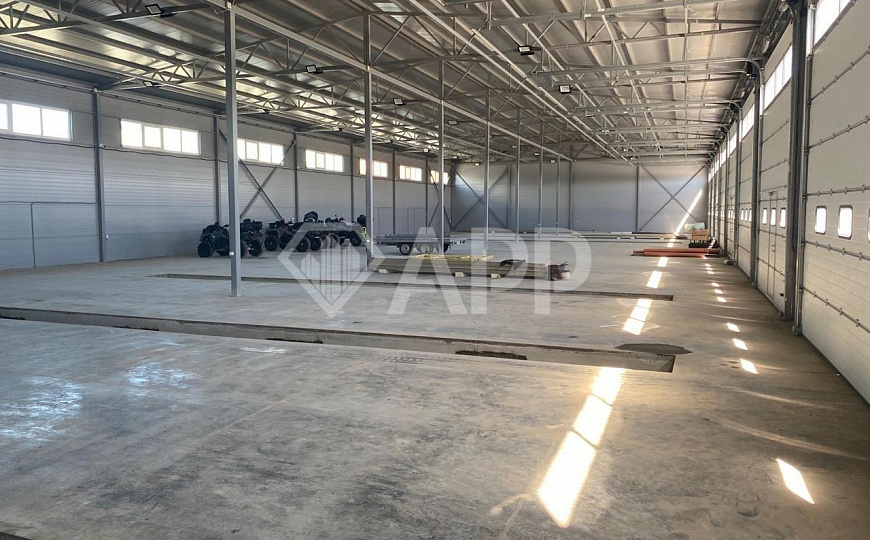 Сдам складское помещение, 2 000 м² фото