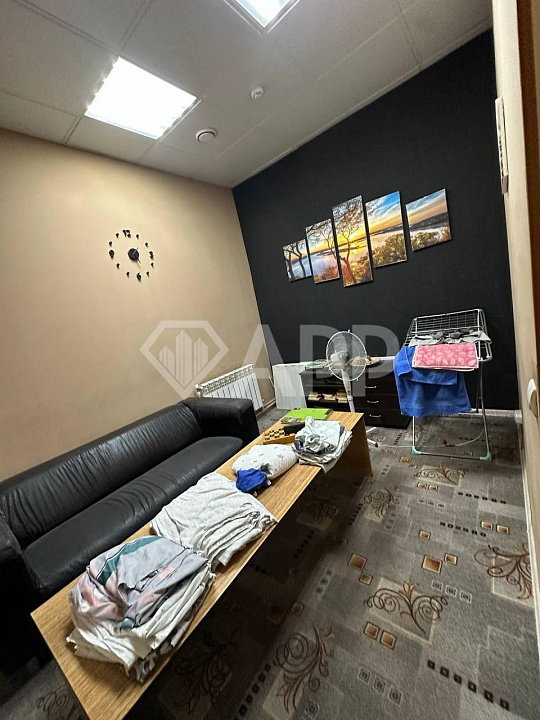 Помещение свободного назначения 375м² в центре города фото