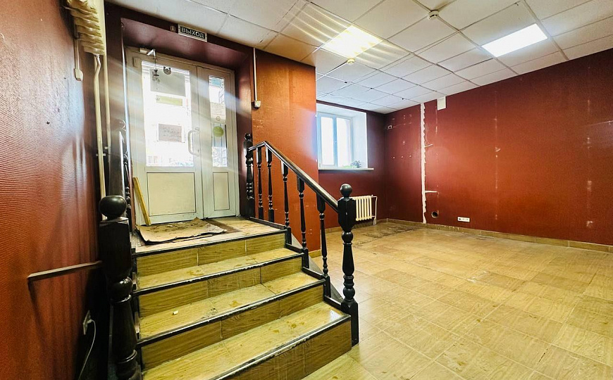 Аренда помещения 78,5 кв. м у Космопорта фото