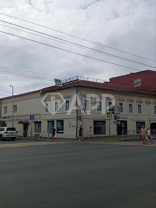 Помещение  в аренду в центре фото