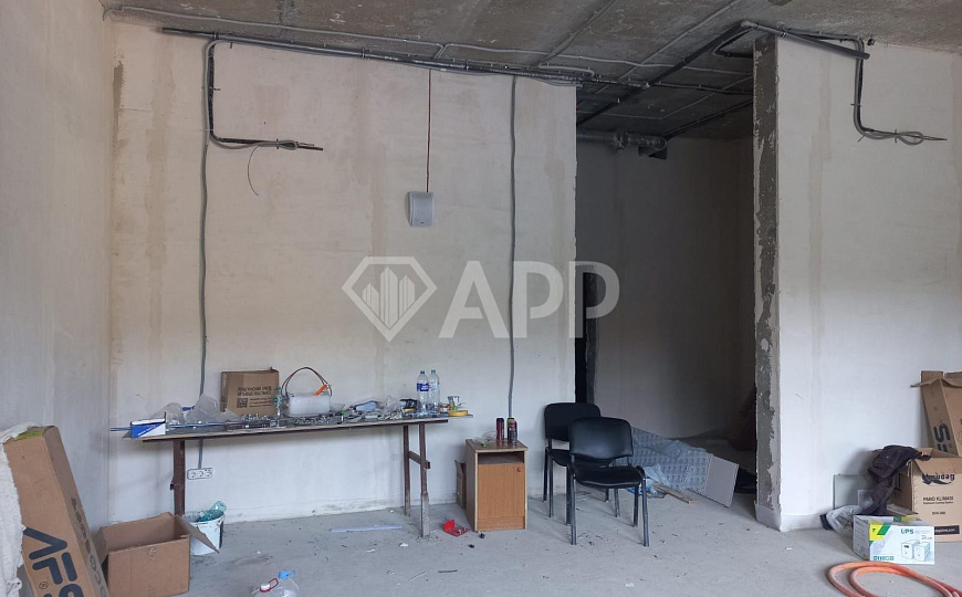 Сдаю торговое помещение, 76,3 м² фото