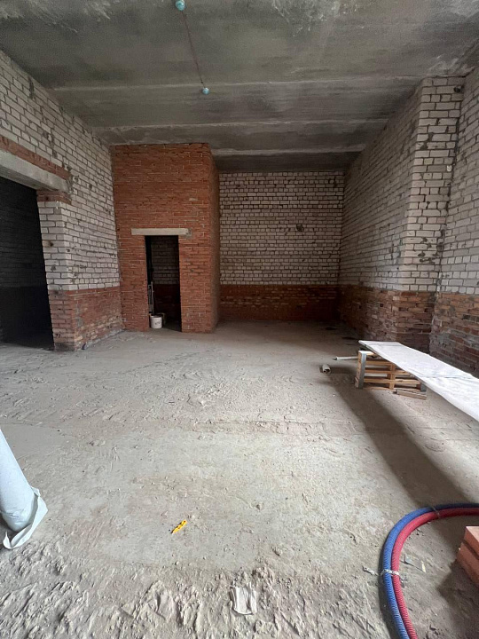 Торговое помещение 655м2 в Новом ЖК Волгарь фото