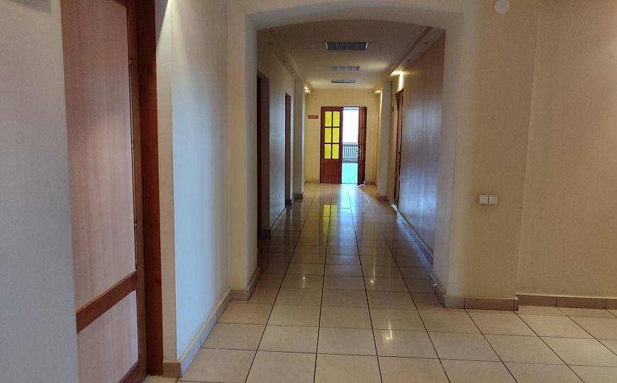 Офисное помещение, 776 м² фото