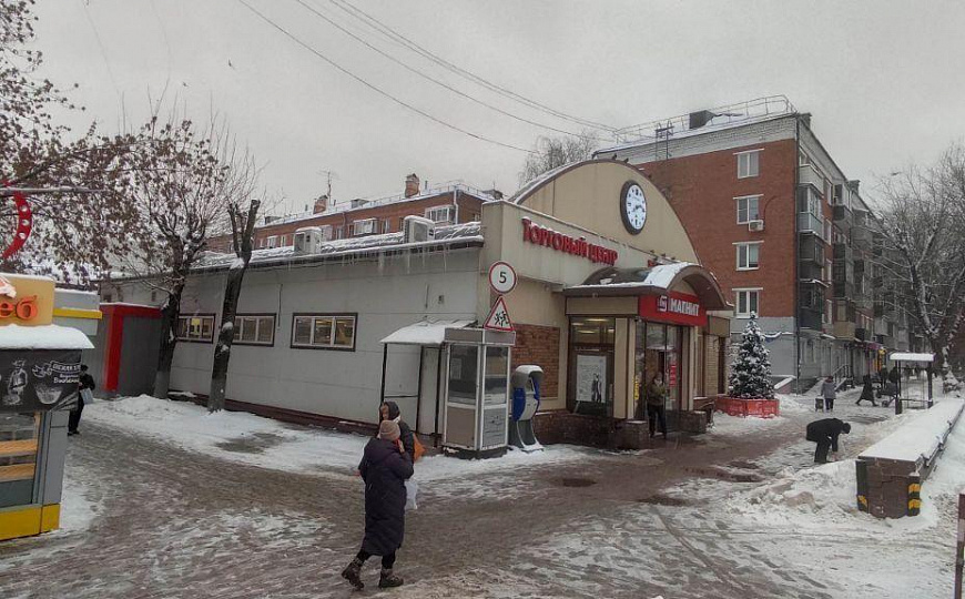 Сдам торговое помещение, 23 м² фото