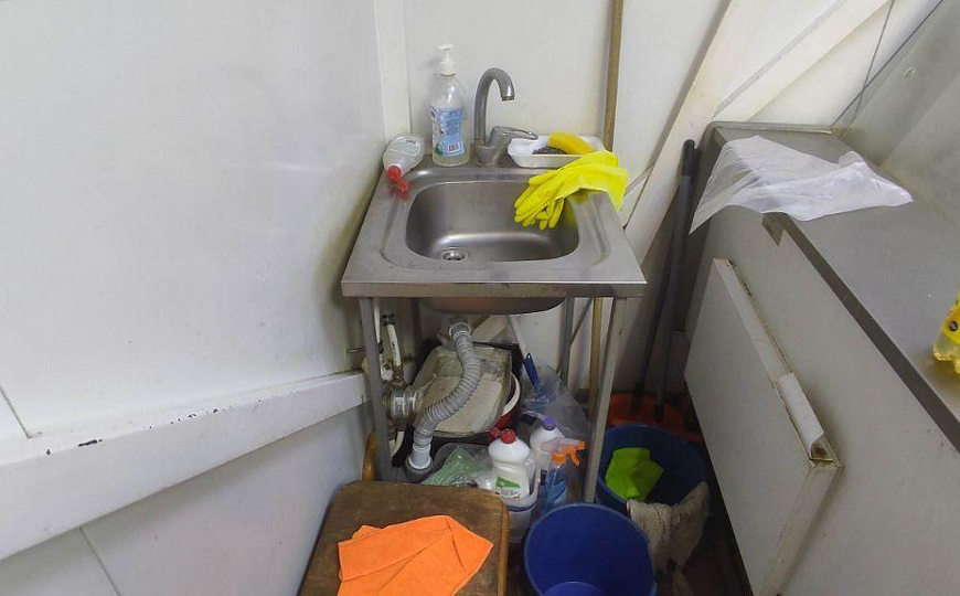 Сдам павильон по льготной цене на высоком пешеходном трафике. фото