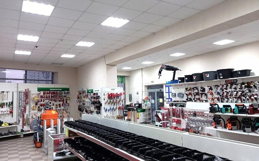 Торговое помещение 259,9 м2 фото