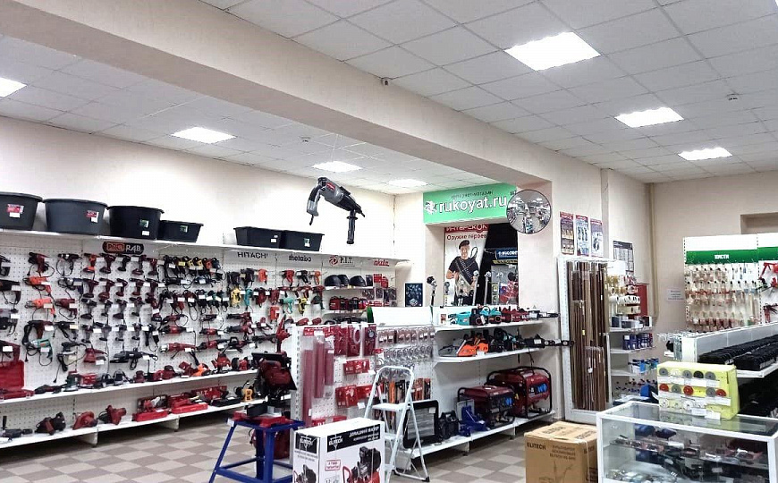 Торговое помещение 259,9 м2 фото