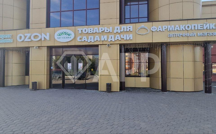 ТК на левом под торговлю, мед.центр, фитнес, банк фото