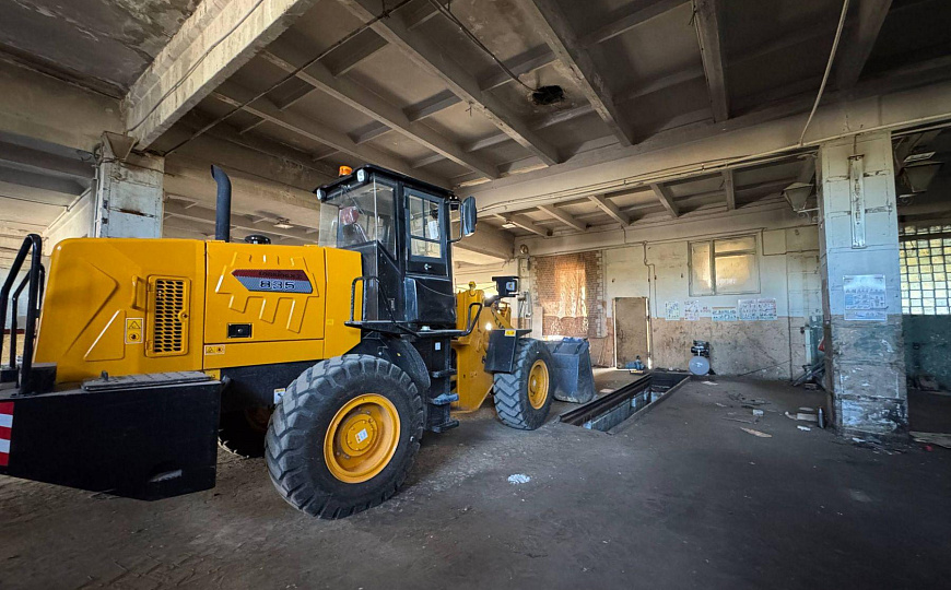 Грузовой автосервис 650 м2 фото