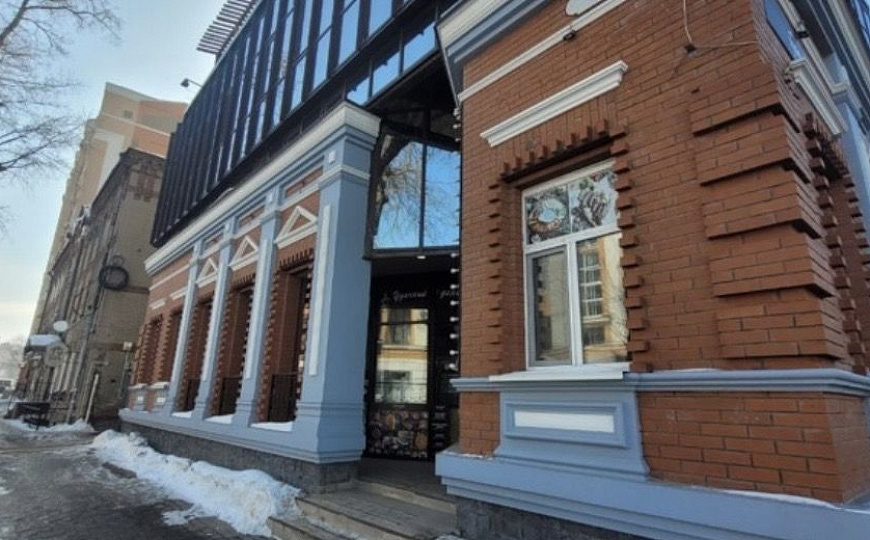 Здание 818,8 м² на 1 линии ул. Молодогвардейской фото