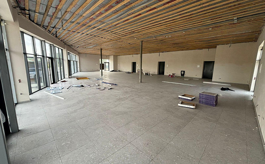 Сдам помещение свободного назначения площадью от 50м² до  342м² фото