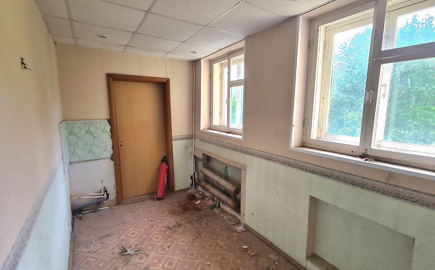  Здание свободного назначения фото