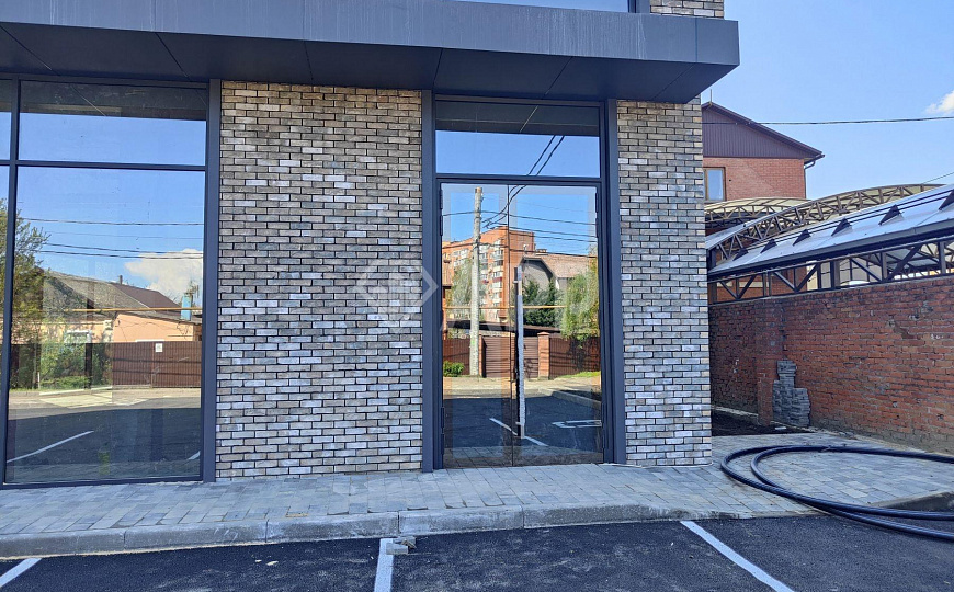 Сдаю отдельно стоящее здание, 800 м² фото