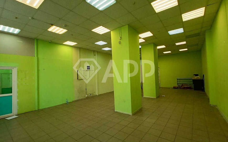 Сдам торговую площадь (93 м²). Первая линия Декабристов фото