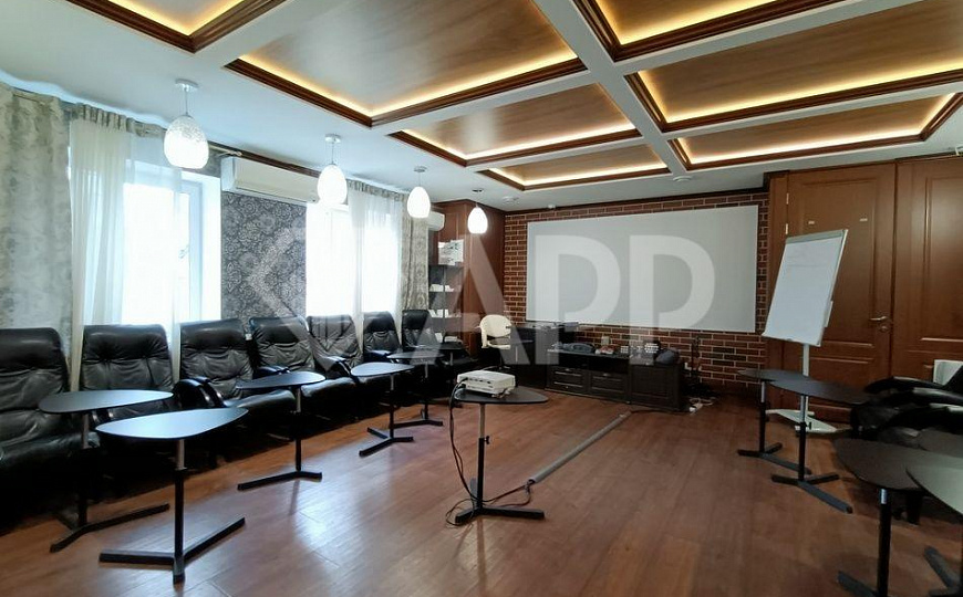 Офис (здание) 450-937 м² фото