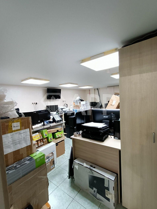 Офис (здание) 450-937 м² фото