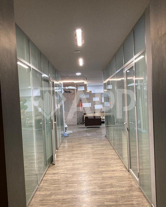 Офис (здание) 450-937 м² фото