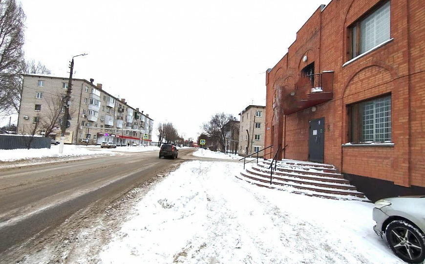 Отдельно стоящее помещение на 1 линии 244,7 м2 фото