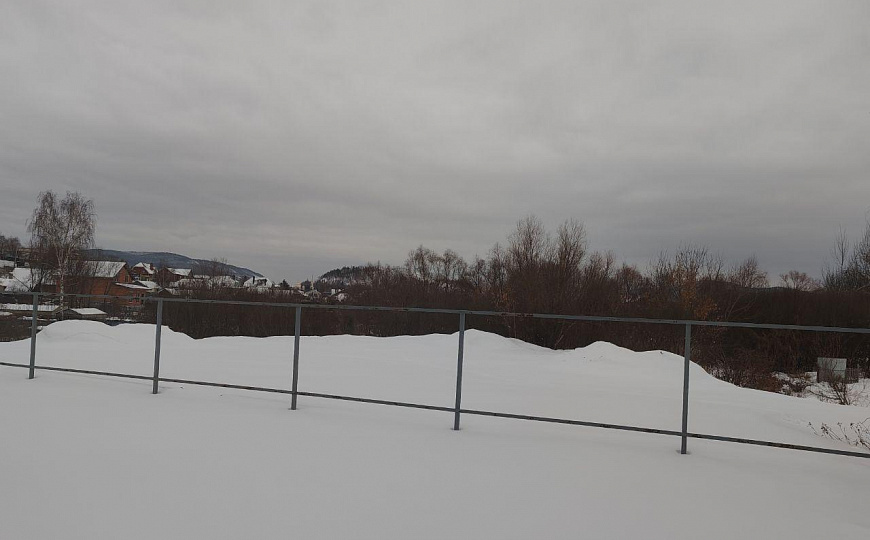 Земельный участок на первой линии фото