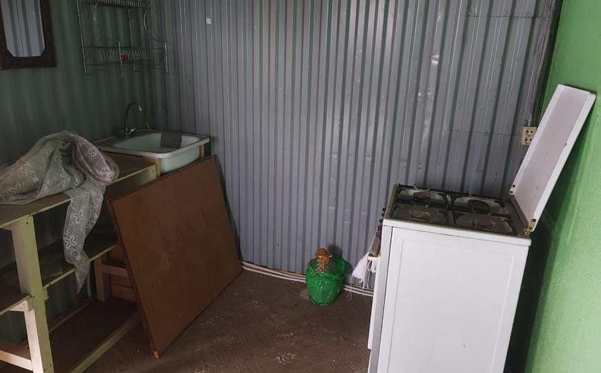 Продажа здания на первой линии в п. Волжский фото