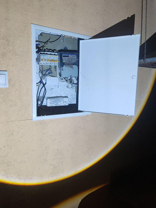 Продажа здания на первой линии в п. Волжский фото