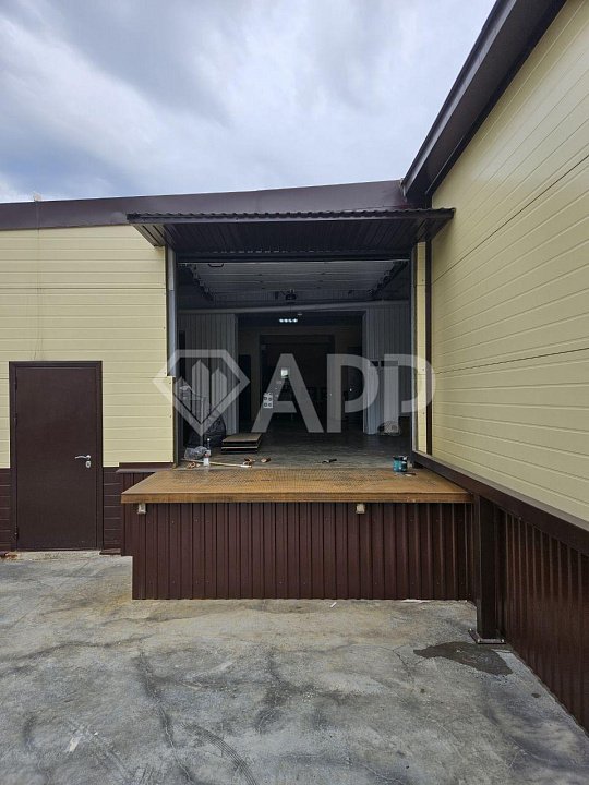  Помещение с дебаркадером фото