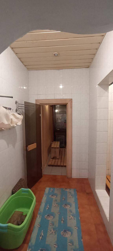 Сдается помещение пристрой к торговому центру фото