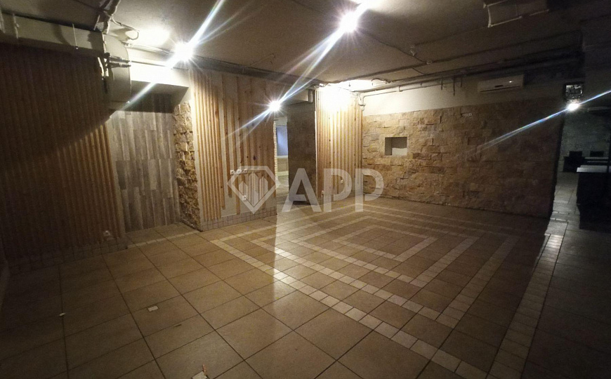 Сдаю помещение в центре Красной, 333 м² фото