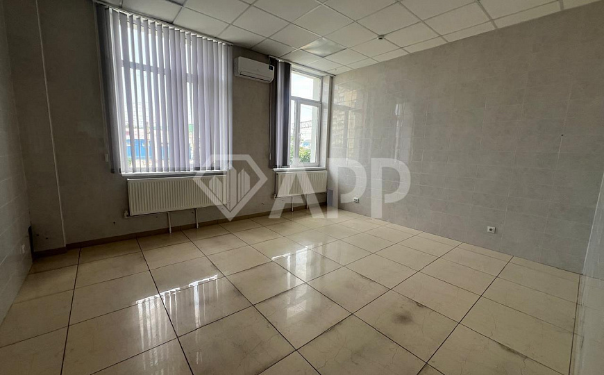 Сдам офисное помещение, 360 м² фото