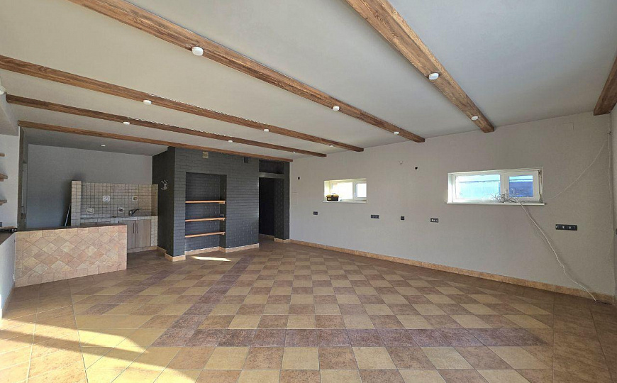 Помещение свободного назначения на 9 просеке, 877 м2 фото