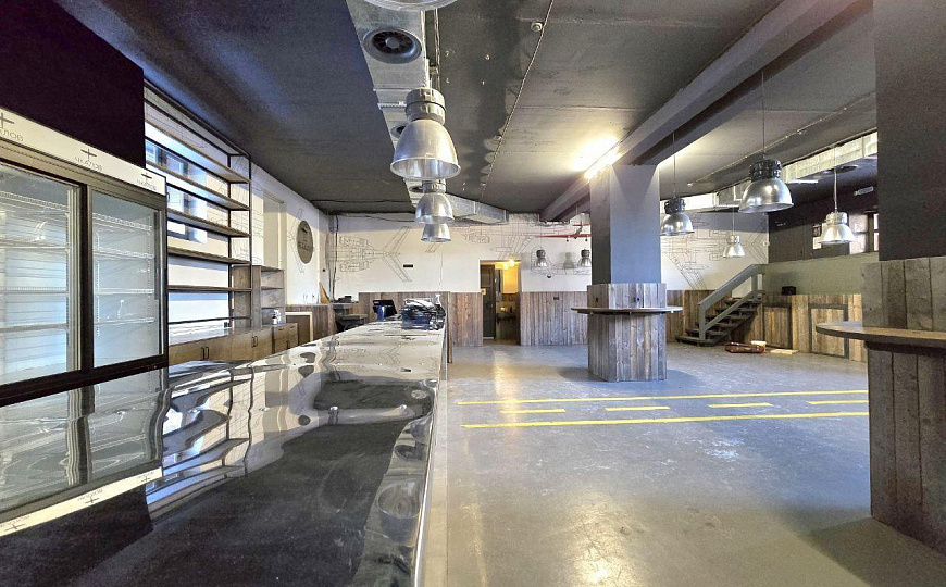 Помещение свободного назначения на 9 просеке, 877 м2 фото