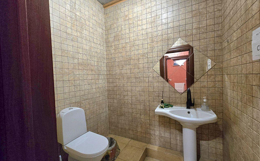 Помещение свободного назначения на 9 просеке, 877 м2 фото