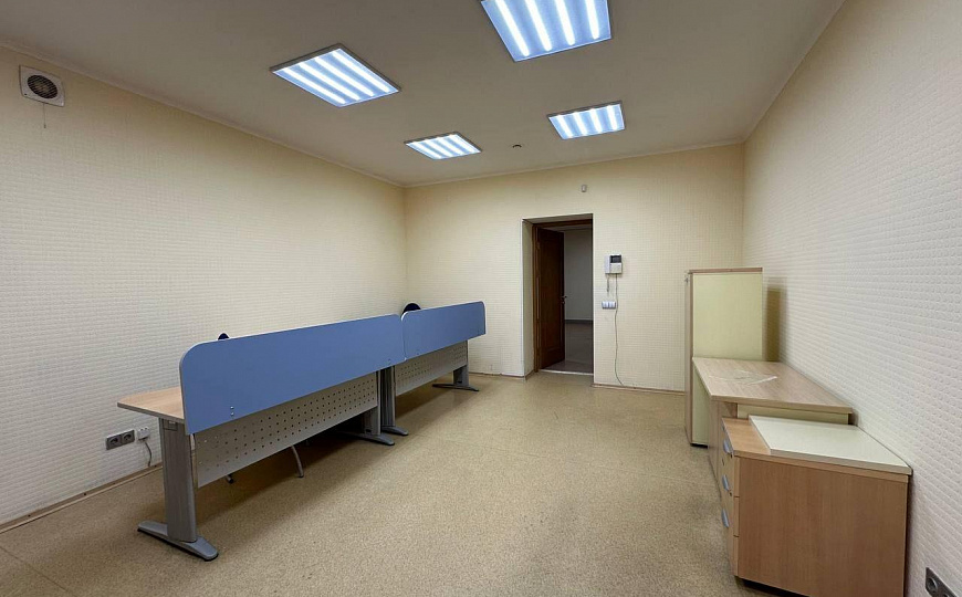 Продажа офиса 385 м2 на ул.А.Толстого фото